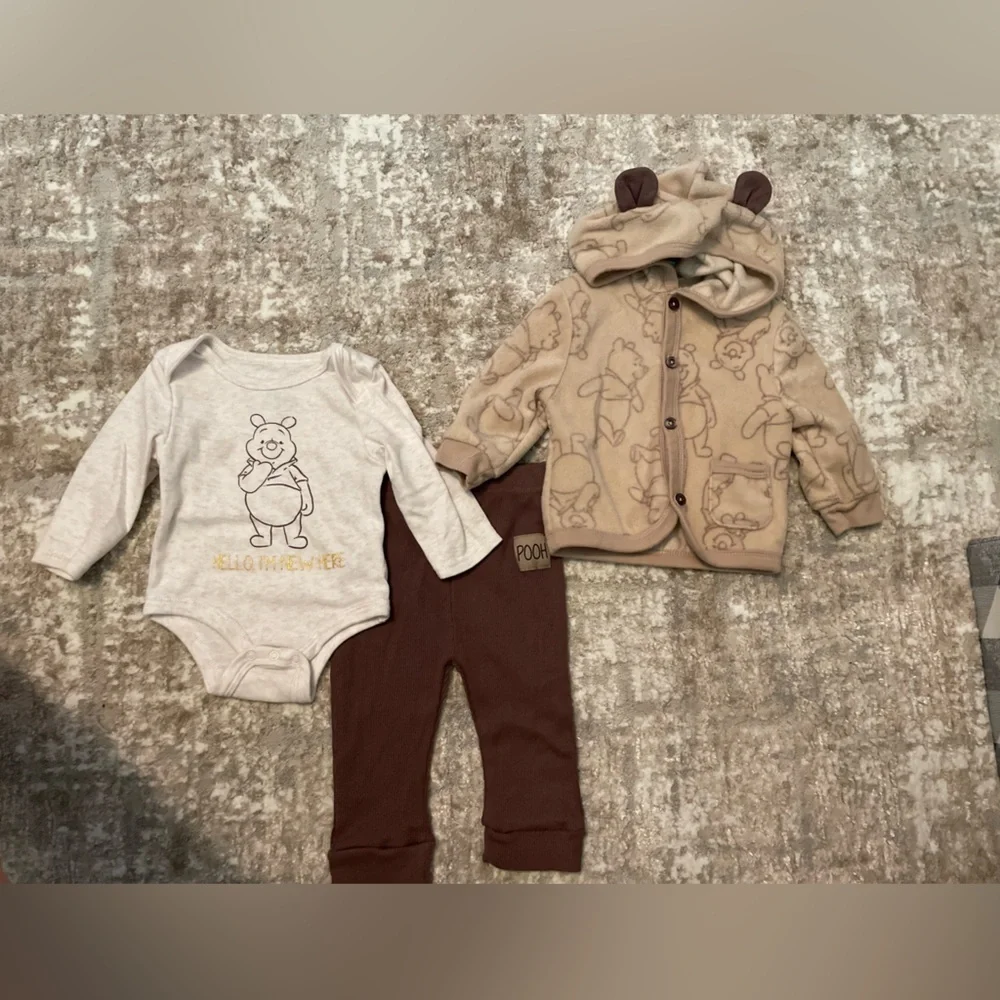 Disney Baby Winnie the Pooh 3 pc Cream and brown Matching Set size 6/9M